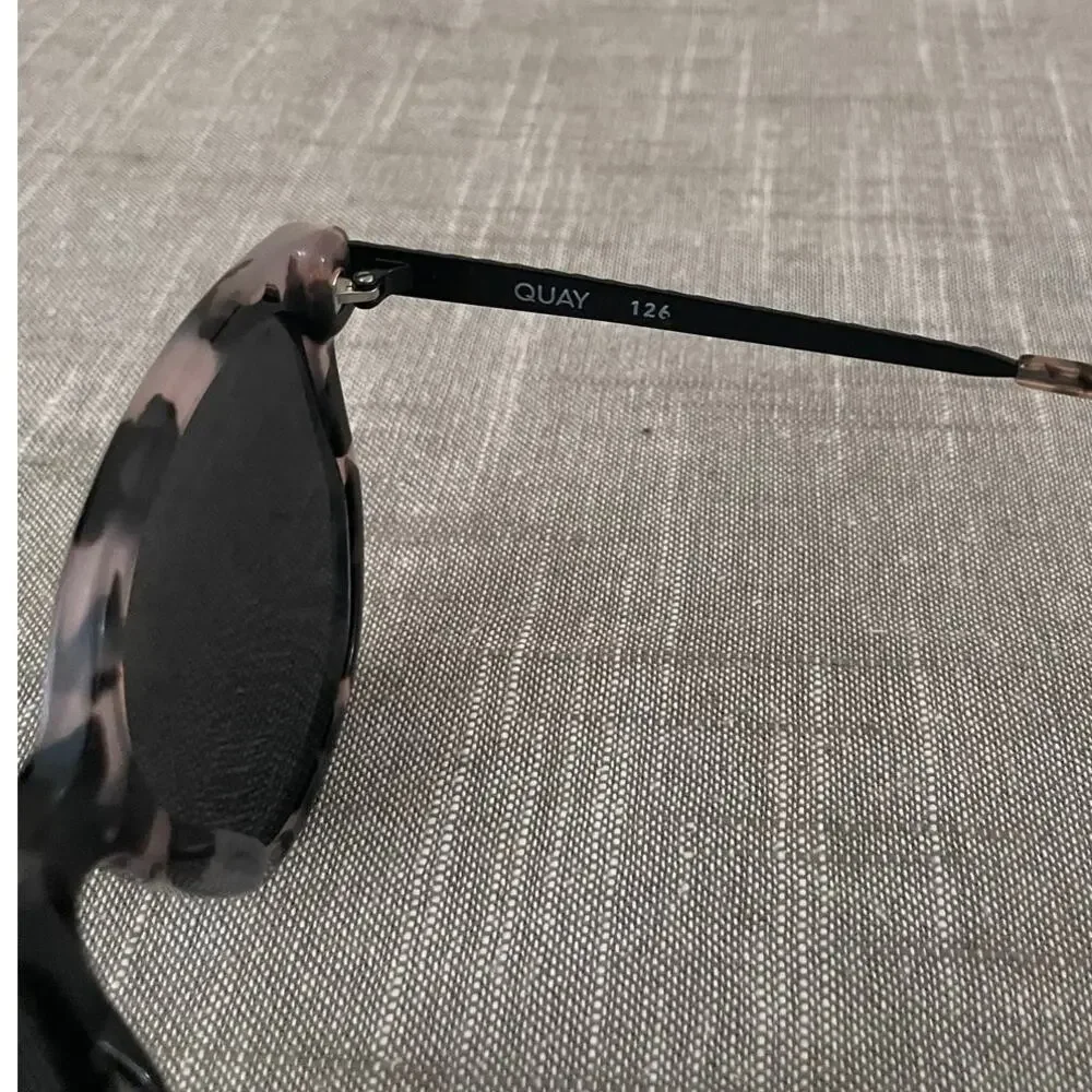 QUAY Coffee Run MiMi Womens Black Gray Tortoise Polarized Round Sunglasses - Picture 9 of 14